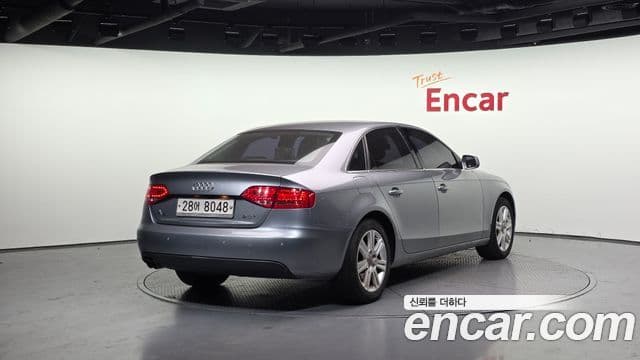 Audi New A4 B8, 2011 2