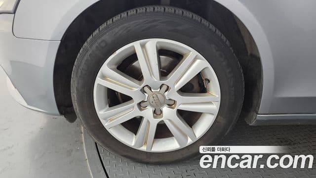 Audi New A4 B8, 2011 все фото