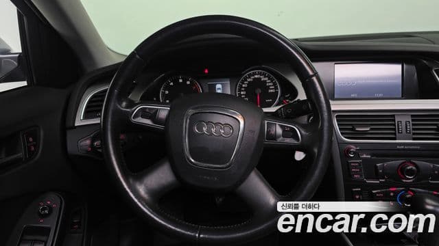 Audi New A4 B8, 2011 13