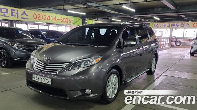 Toyota Sienna, 2017 1