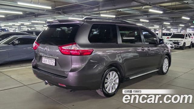 Toyota Sienna, 2017 4