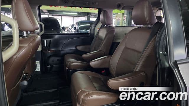 Toyota Sienna, 2017 6