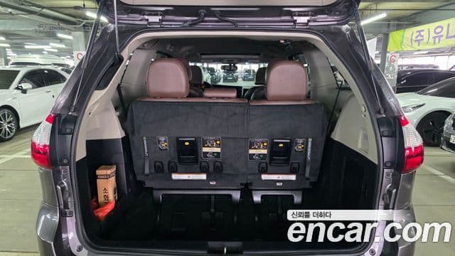 Toyota Sienna, 2017 13