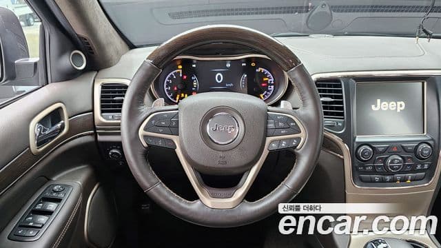 Jeep Grand Cherokee WK2, 2014 13