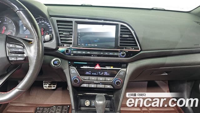 Hyundai Avante AD Extreme Selection, 2018 14