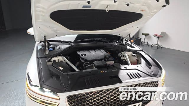 Genesis GV70, 2022 6