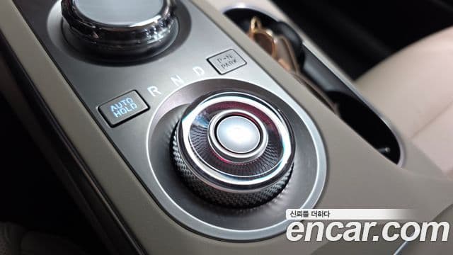 Genesis GV70, 2022 9