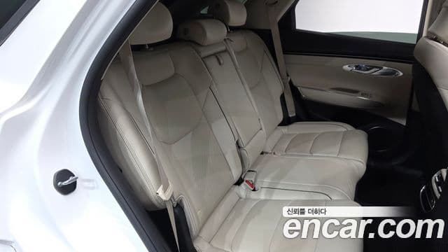 Genesis GV70, 2022 13