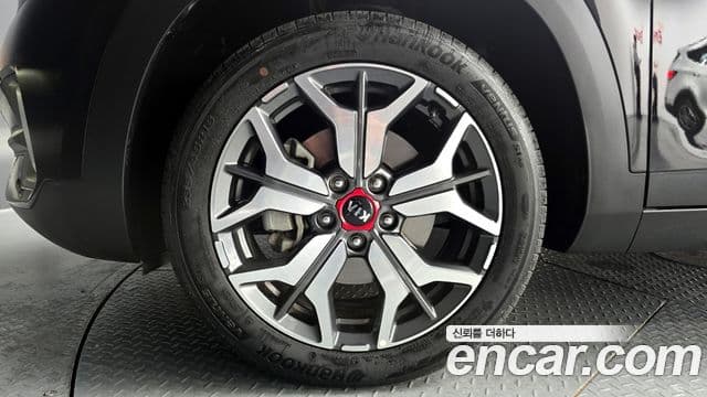 Kia Seltos Signature, 2022 все фото