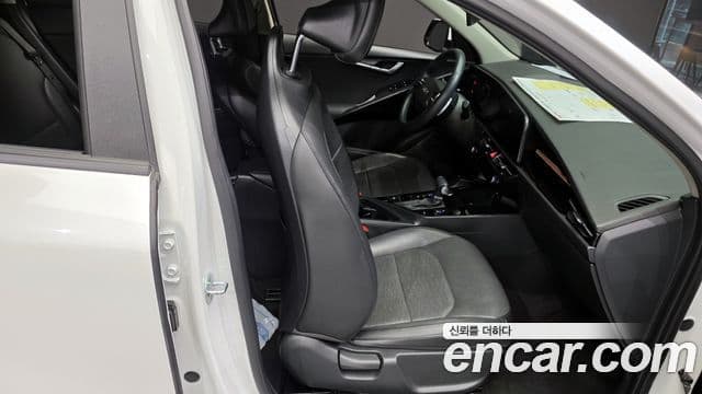 Kia D All New Niro Prestige, 2022 12