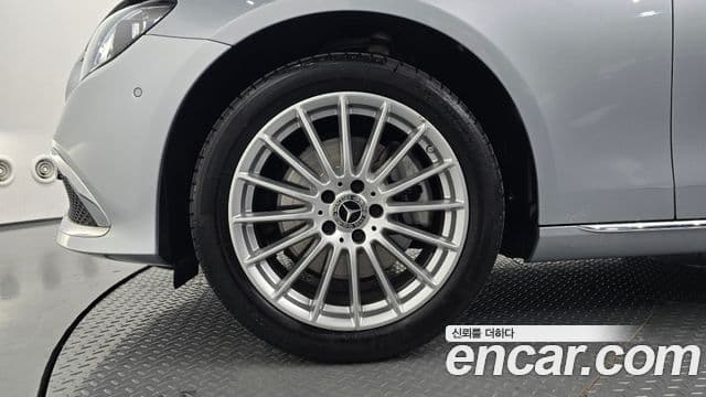 Mercedes-Benz E-класс W213 Exclusive, 2021 все фото