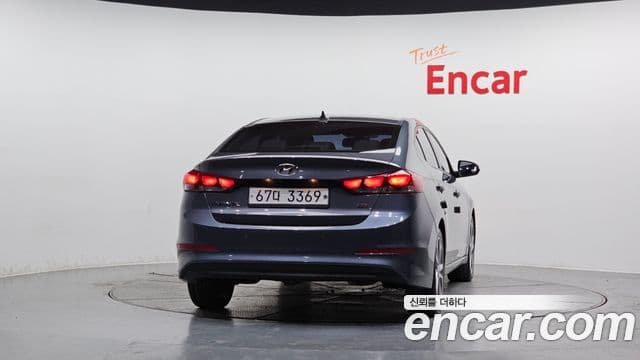 Hyundai Avante AD 1.6 GDI Value Plus, 2017 4