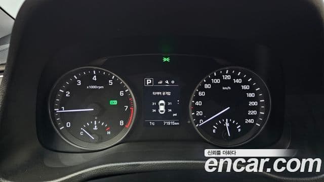 Hyundai Avante AD 1.6 GDI Value Plus, 2017 8