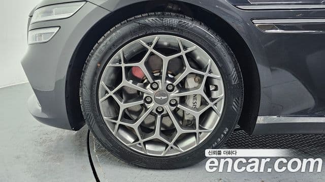 Genesis G80 (RG3) бензин 2.5 турбо 2WD, 2022 все фото