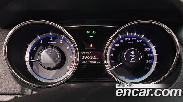 Hyundai Sonata The / новый 브릴리언트 Premium, 2014 8