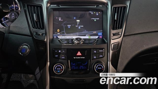 Hyundai Sonata The / новый 브릴리언트 Premium, 2014 16