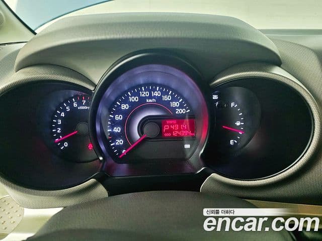 Kia Ray Luxury, 2013 9