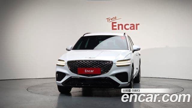 Genesis GV70, 2022 3