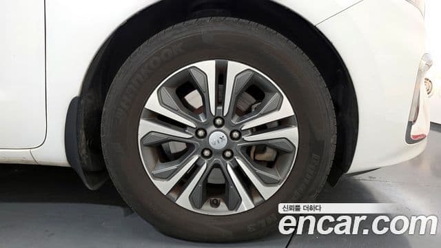 Kia The / новый New Carnival Luxury, 2019 все фото