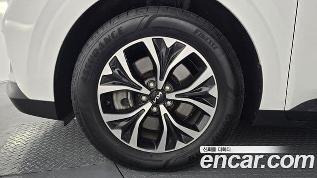 Kia Carnival 4세대 Prestige, 2023 все фото