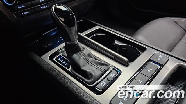 Hyundai Genesis DH Modern, 2016 9