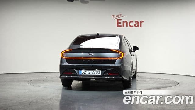 Hyundai Sonata гибрид (DN8) Inspiration, 2021 4