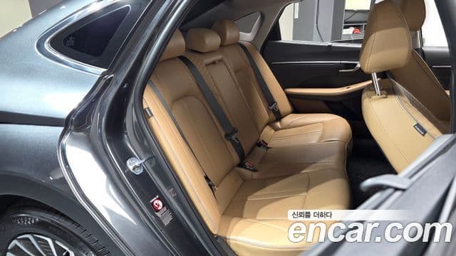 Hyundai Sonata гибрид (DN8) Inspiration, 2021 11