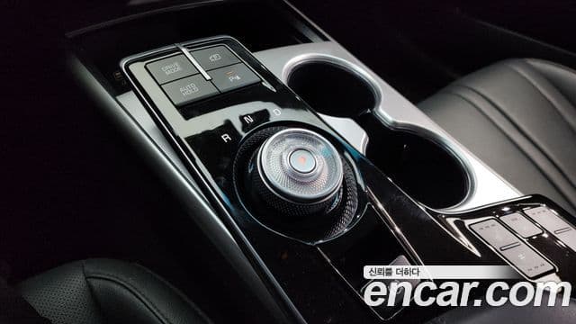 Kia K8 гибрид Noblesse Light, 2022 9