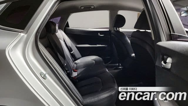 Kia K5 2세대 Luxury, 2016 13