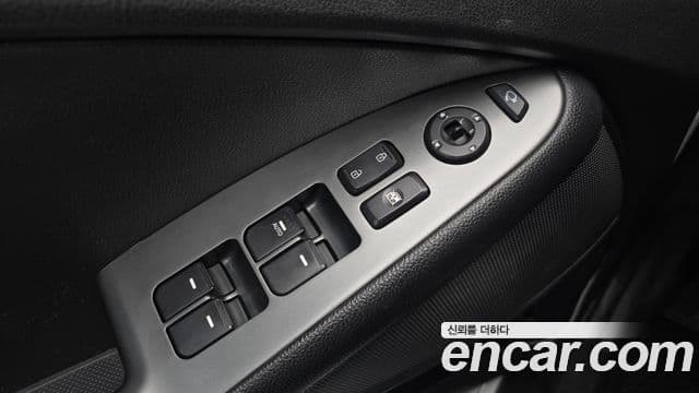 Kia The / новый New K5 LPI Deluxe, 2014 17