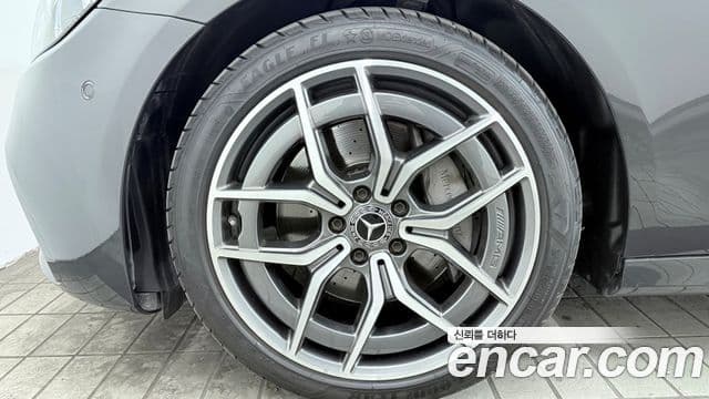 Mercedes-Benz E-класс W213 AMG Line, 2021 все фото