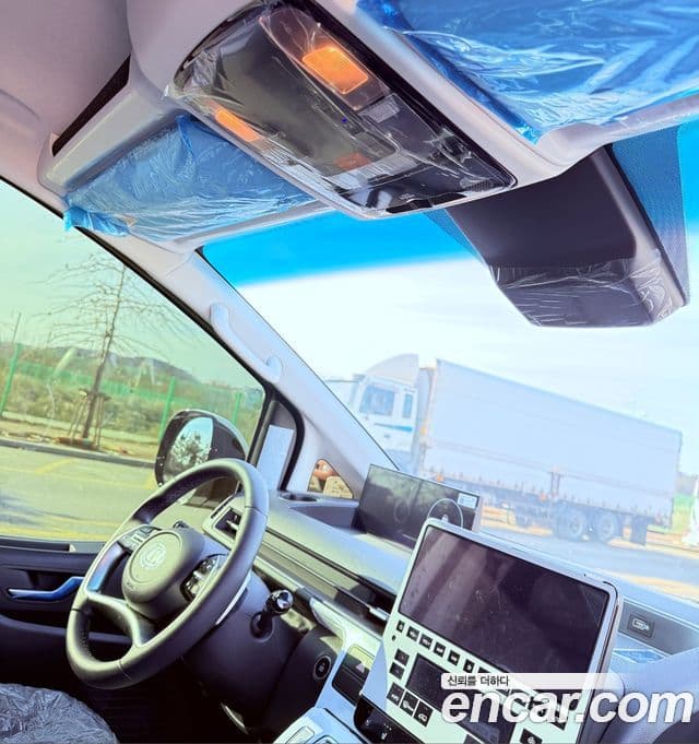 Hyundai ST1 Smart, 2025 11