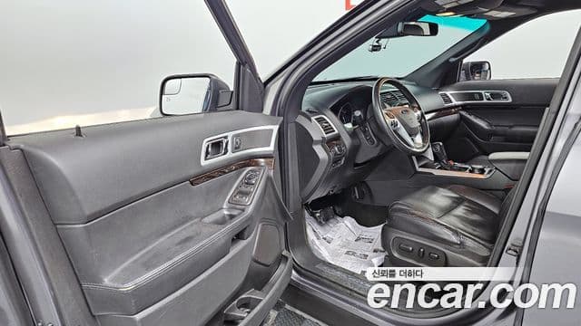 Ford Explorer 5세대, 2014 10