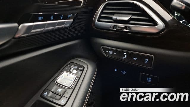 Genesis G90 Premium Luxury, 2021 17