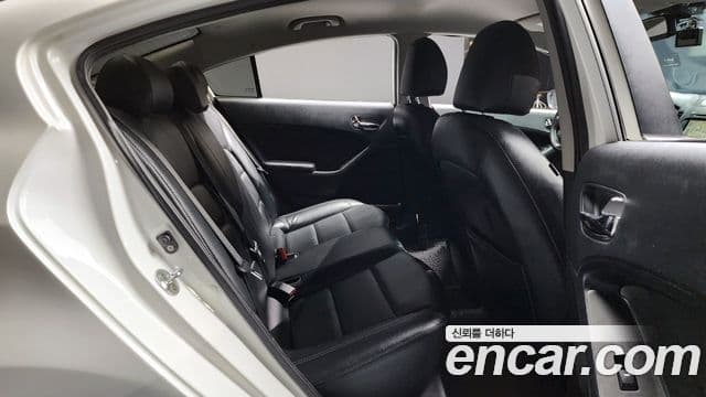 Kia K3 Prestige, 2013 12