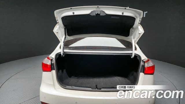 Kia K3 Prestige, 2013 20