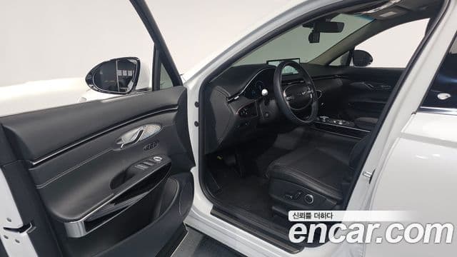 Genesis GV70, 2024 10