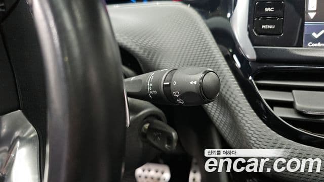 Peugeot 2008 1.6 e-HDi Felline L, 2015 18