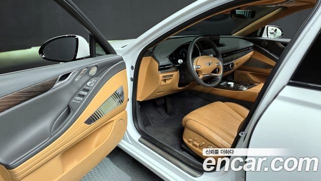 Genesis G80 (RG3) бензин 2.5 турбо AWD, 2023 10