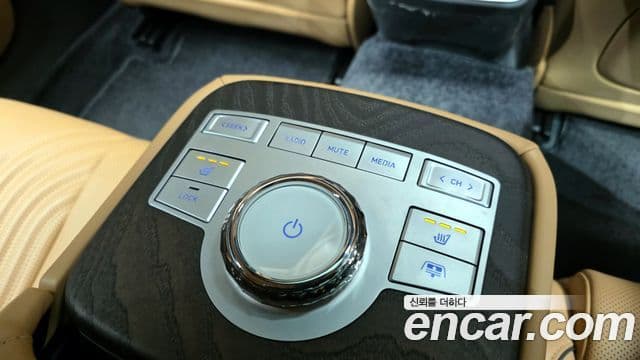 Genesis G80 (RG3) бензин 2.5 турбо AWD, 2023 19