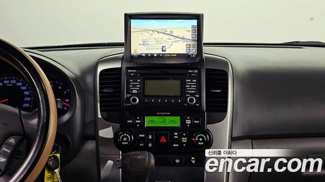 Kia Carnival R топовая версия, 2013 17