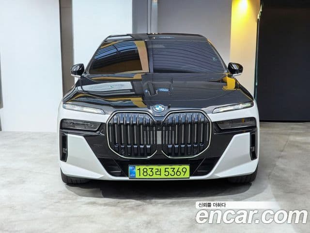 BMW 7시리즈 (G70) 750e xDrive M Sport