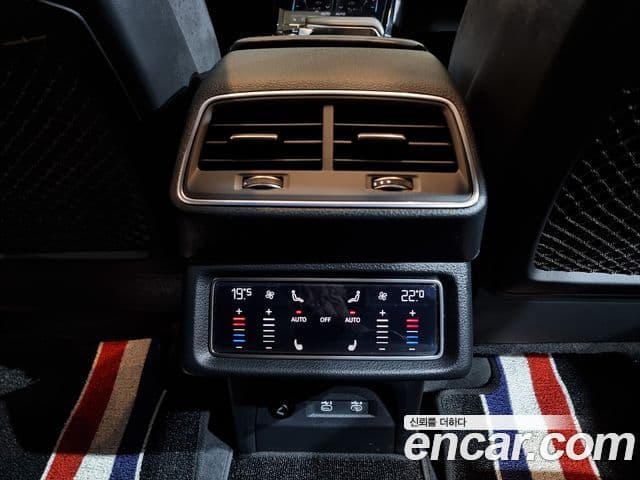 Audi e-Tron, 2021 16