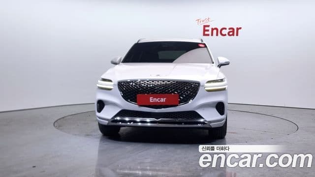 Genesis GV70, 2022 3