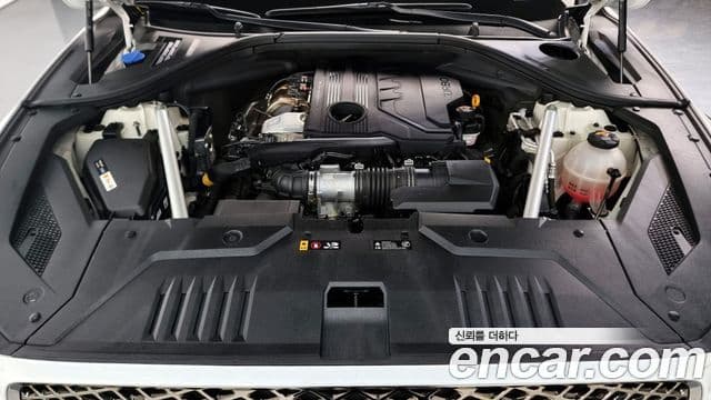 Genesis GV70, 2022 6