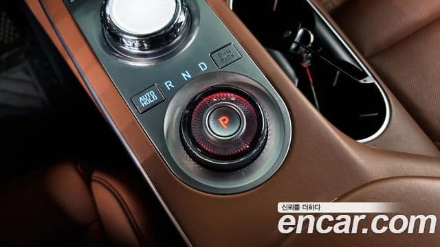 Genesis GV70, 2022 9