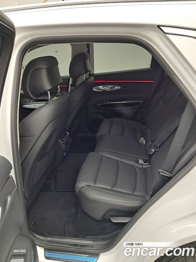 Genesis GV70, 2026 10