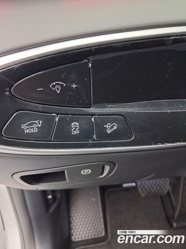 Genesis GV70, 2026 12