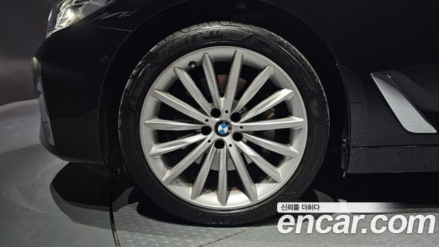 BMW 5시리즈 (G30) Luxury, 2023 все фото