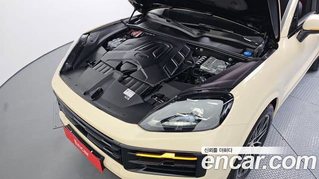 Porsche Cayenne (PO536) 3.0 купе, 2024 6